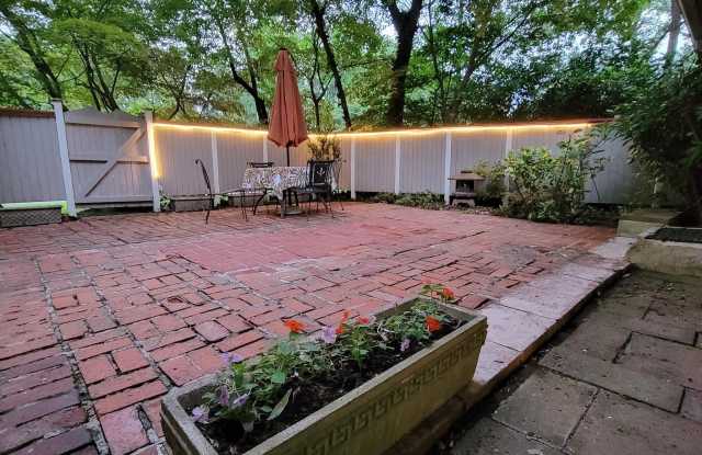 7415 ANNANWOOD COURT