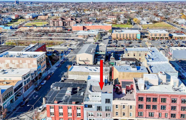 209 Bond Street unit: 3