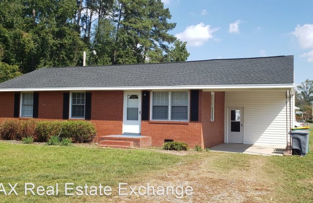 802 Roberts Ave - 802 North Roberts Avenue, Lumberton, NC 28358