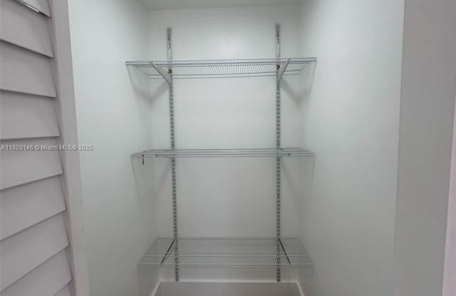 Photo of 617 Nw 3rd Ave