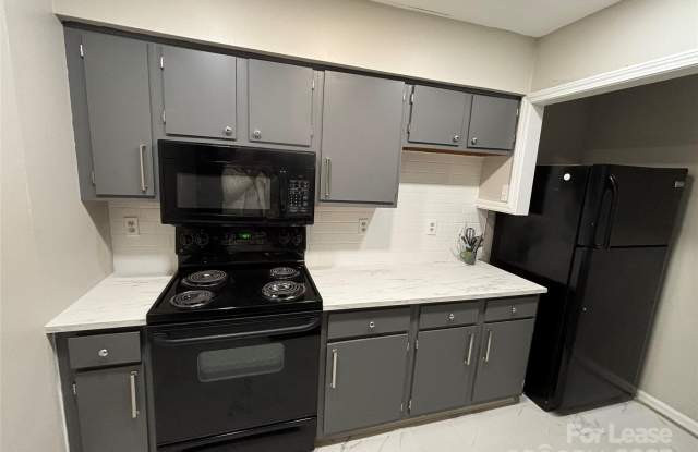 11040 Harrowfield Road