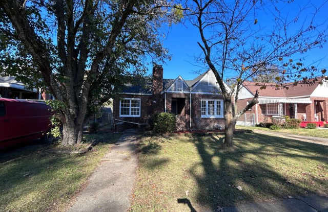 1828 St Charles Ct