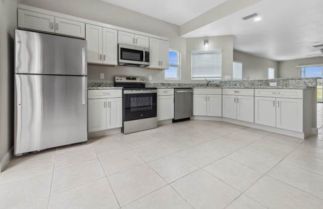 Photo of 1350 Rio De Janeiro Ave