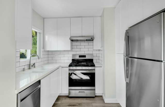 Photo of 3240 Fay Apartments