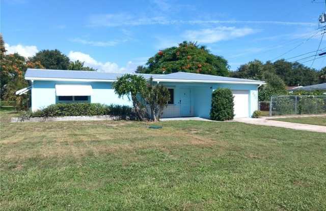 1650 NE Media Avenue