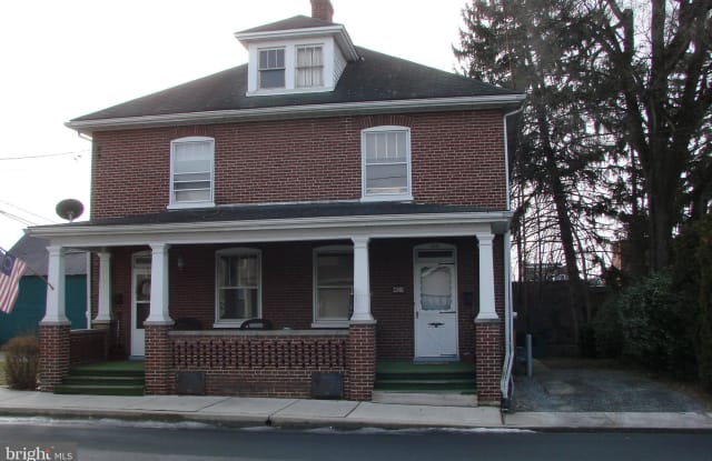 23 E MADISON STREET - 23 E Madison St, Greencastle, PA 17225