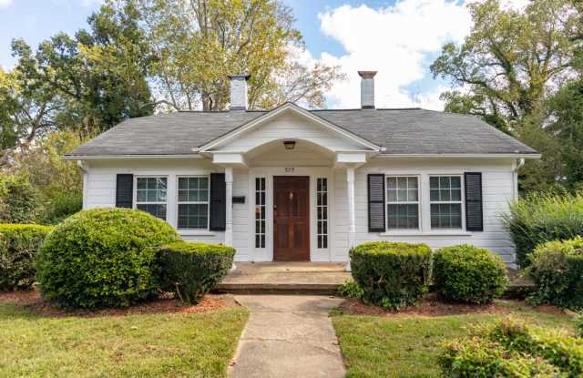 523 Kentwood Street Southwest