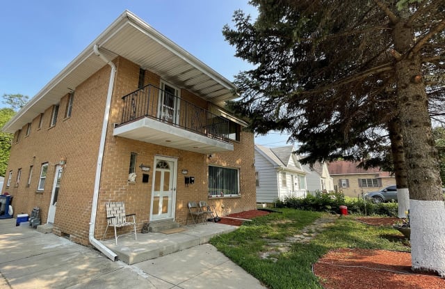 3952 S 43rd St - 3952 South 43rd Street, Milwaukee, WI 53220