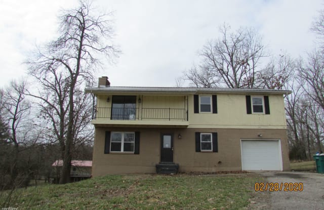 511 Oak Dr - 511 Oak Drive, Radcliff, KY 40160