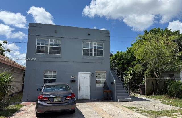 Photo of 632 42nd St