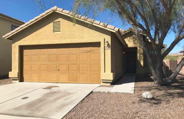 2062 W Silver Meadow Place