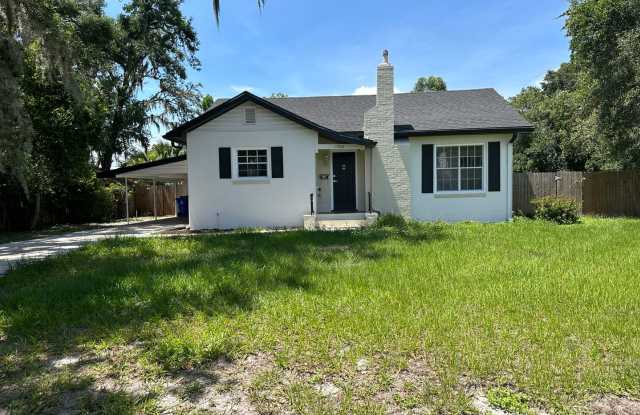 Photo of Beautiful 2 bedroom 1 bathroom newly remodeled home