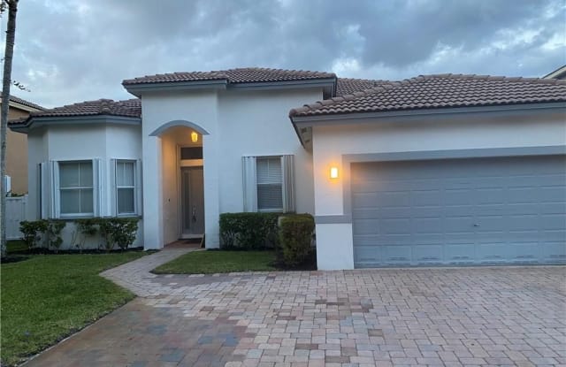 3905 SW 53rd Ct - 3905 Southwest 53rd Court, Hollywood, FL 33312