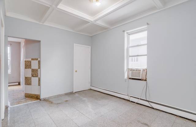 2982 JOHN F KENNEDY BLVD