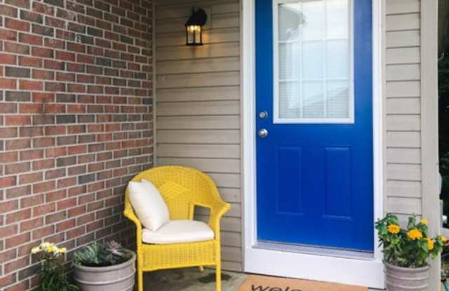 Great corporate furnished rental- close to everything.
