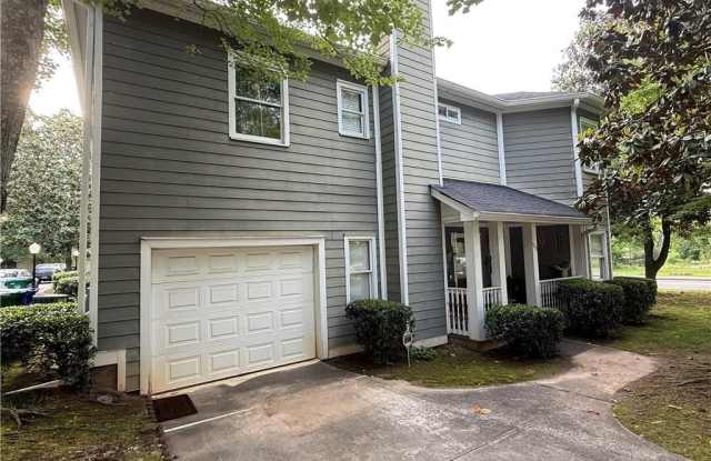 5261 Savannah Terrace