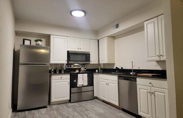 S&T Plaza Apartments
