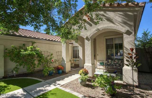 7726 S EL CAMINO Drive