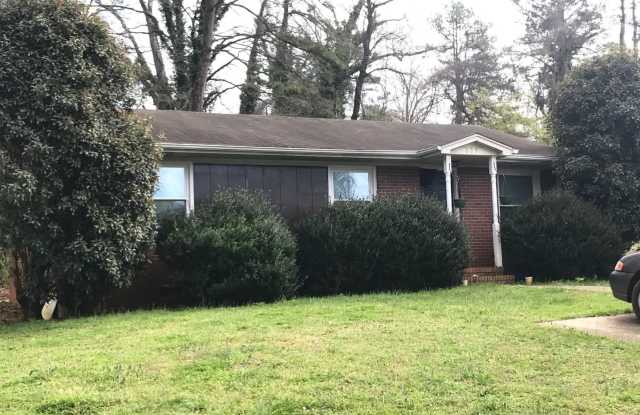 Photo of 3 Bed, 1 Bath Home in Central, SC