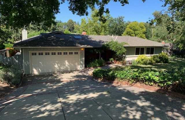 Pleasanton Heights 3BD, 2BA, Single Story, Great Location near downtown, Top Schools