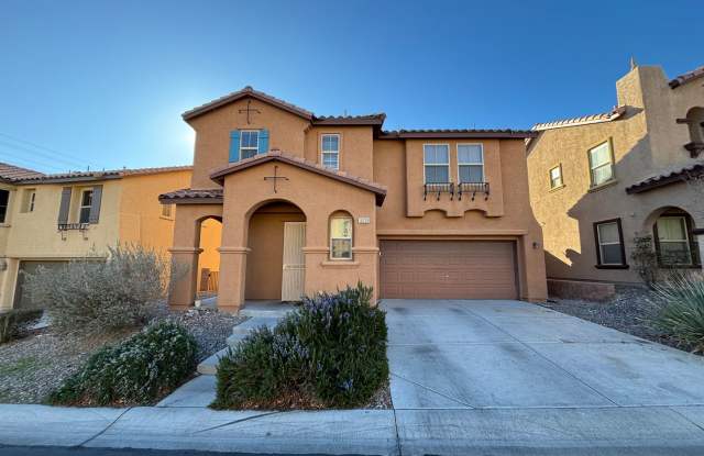 Beautiful 4Bed/3Bath/2Car home located between Summerlin/Providence area