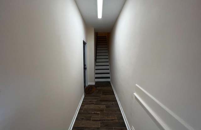 3157 RICHMOND STREET