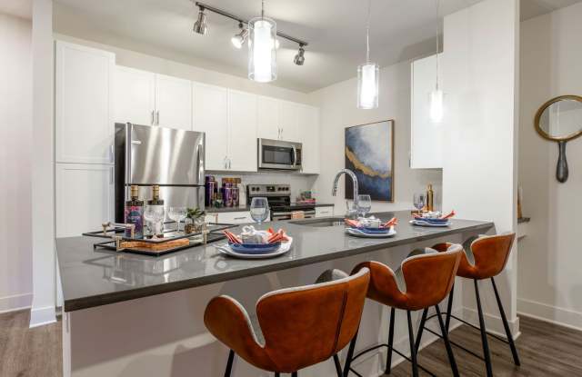 J Creekside at Exton