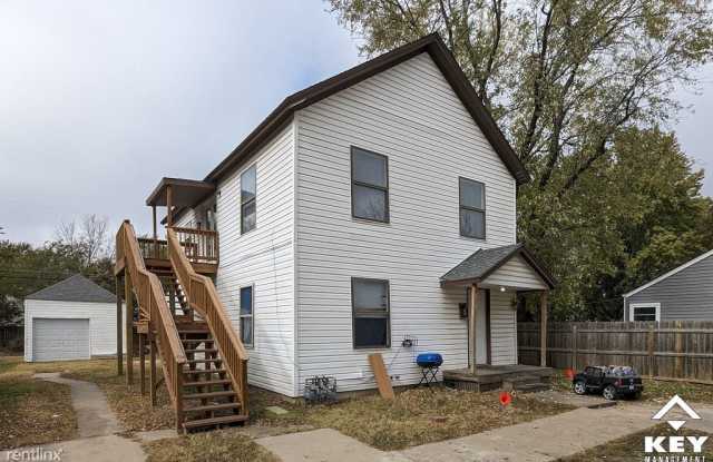 1033 S Richmond Ave - 1033 South Richmond Avenue, Wichita, KS 67213