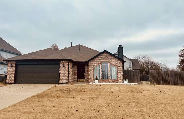 Photo of 2018 West College Street