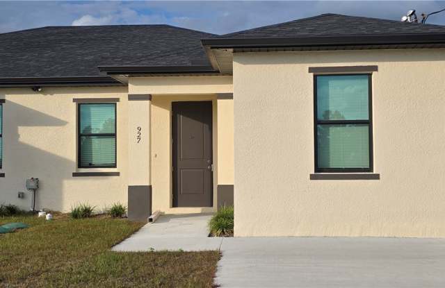 Photo of 927 Chenault Street