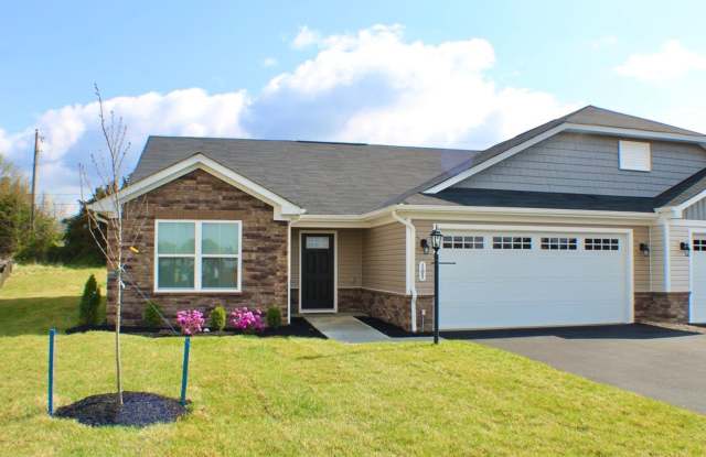 Beautiful duplex for rent! - 105 South Peak Dr. - 105 South Peak Drive, Rockingham County, VA 22840