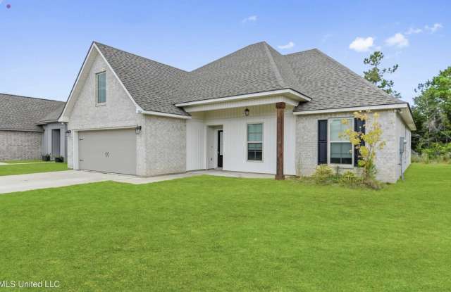 3766 Hamilton Dr