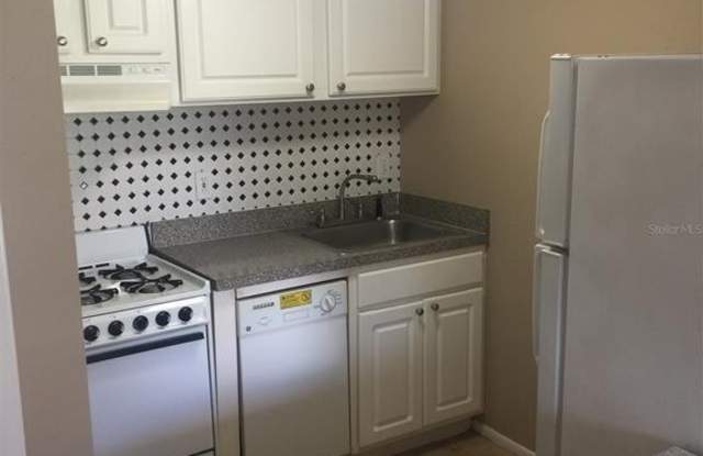 Photo of 129 Blue Pointe Way - 220