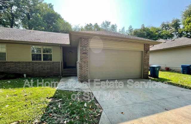 Photo of 1492 Riverside