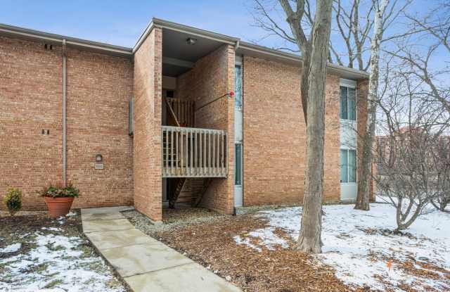 Photo of 6000 E Lake Drive unit: 1D