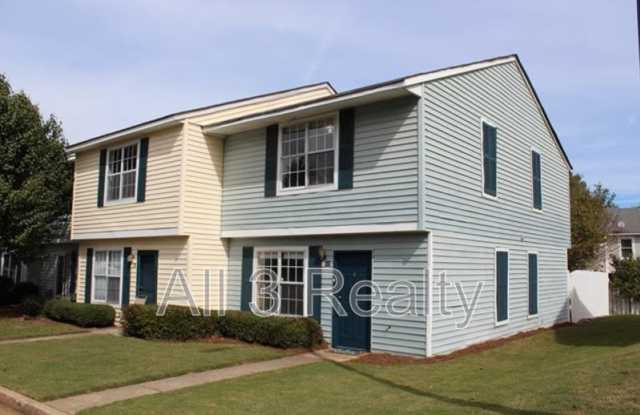 Photo of 408 Bainbridge drive