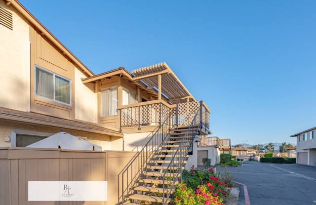 Beautiful Corner Unit 3BR/2BA with 2-Car Garage