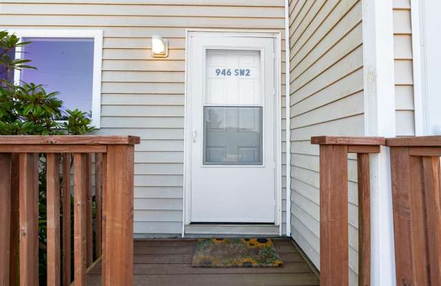 946 Ocean Shores Boulevard Southwest - 2#2