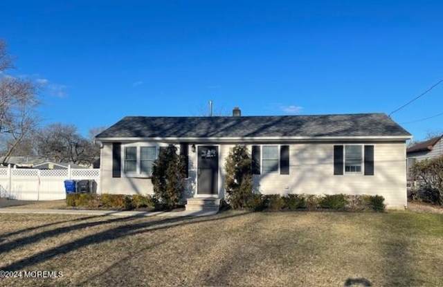 328 Bellanca Road - 328 Bellanca Road, Ocean County, NJ 08723