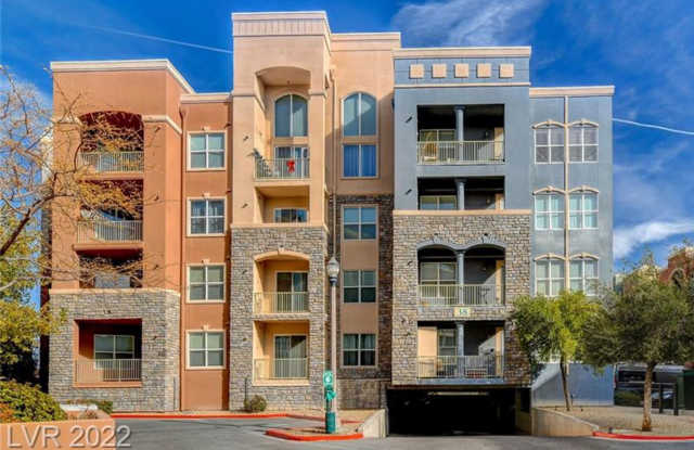 Luxury Guard-Gated Condo Near Las Vegas Blvd with Resort-Style Amenities!