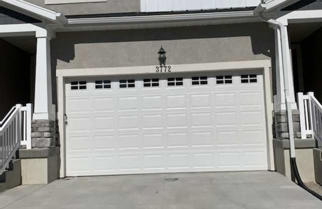 4 Bedroom 2.5 Bathroom Townhome in Lehi