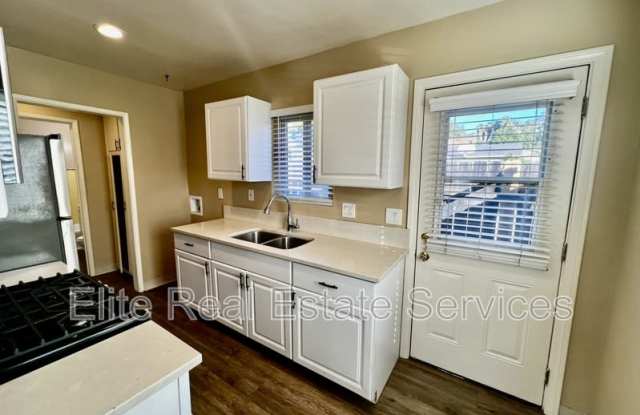 Photo of 9124 1/2 Rosedale Drive - 1