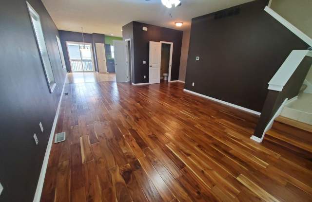 161 Southeast Booth Avenue
