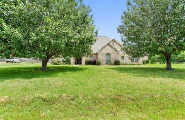 15233 Wagon Wheel Circle - 15233 Wagon Wheel Circle, Henderson County, TX 75758