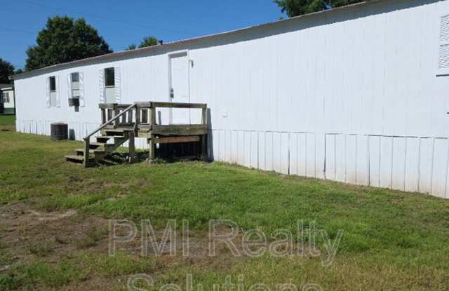 305 West Dixieland Avenue