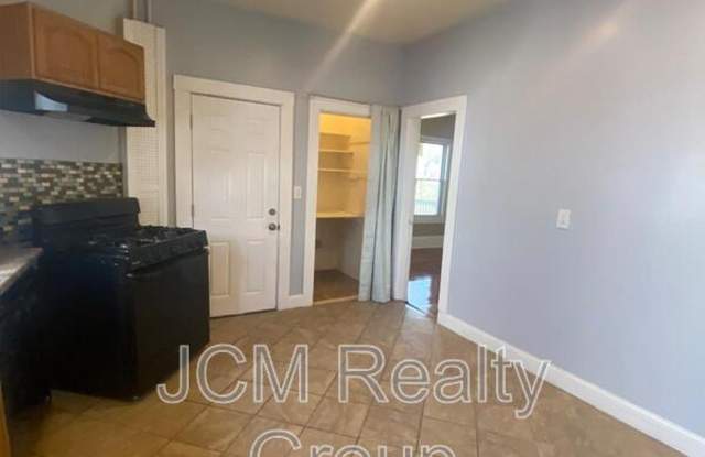 28-28A Creston Street