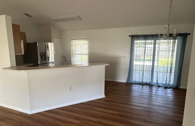 1628 Earlham Avenue Northwest