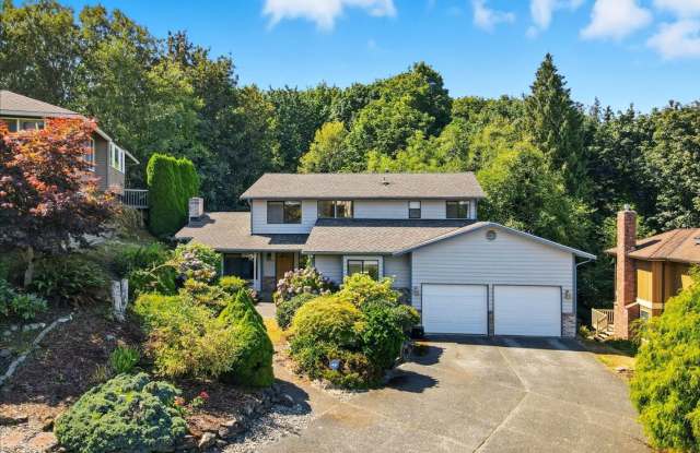Photo of 5Bd/2.5Ba Everett Home