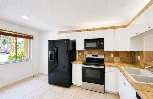 340 NW 67TH Street 108, Boca Raton, FL 33487 - 2942