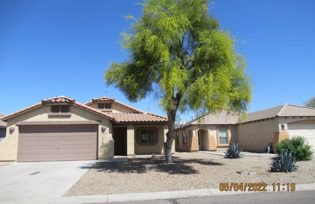 1722 E Christopher St - 1722 East Christopher Street, San Tan Valley, AZ 85140